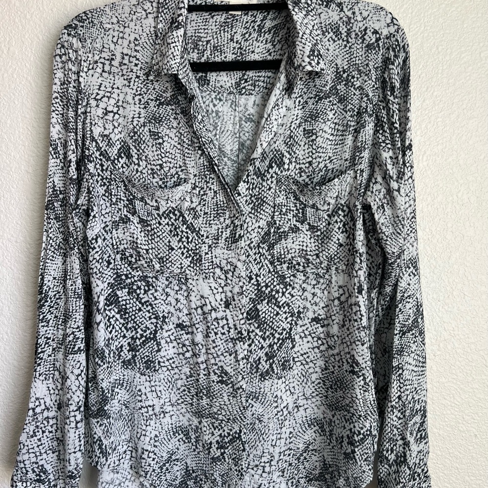 cloth & stone Black and White Printed Button-Down Blouse